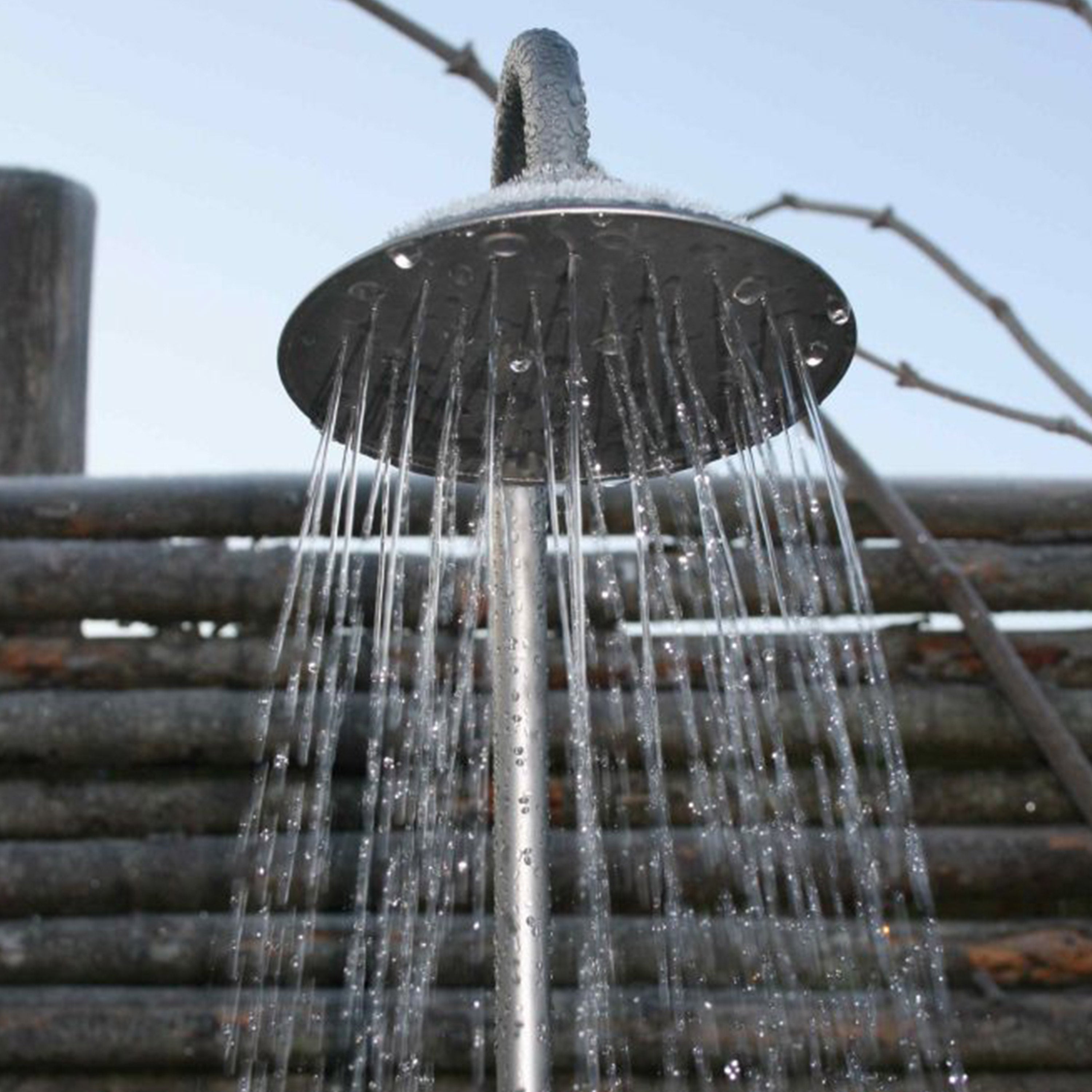 Køb udendørs bruser inkl. levering og montering hos VVSPlus