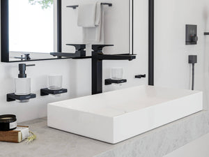 Hansgrohe-addstoris-matsort-dobbelt-haandklaedekrog