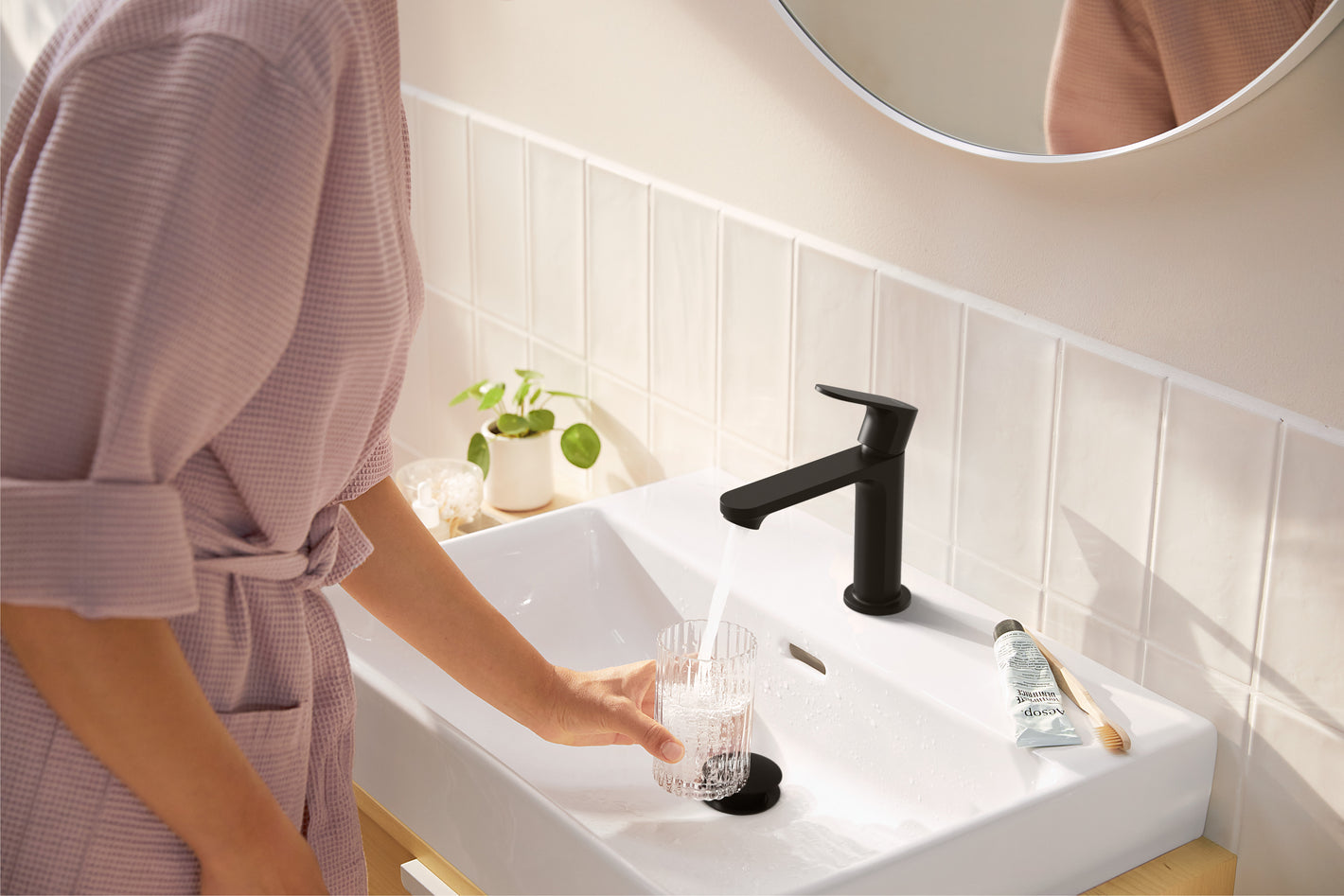 Hansgrohe Rebris S håndvaskarmatur 110 CoolStart, mat sort