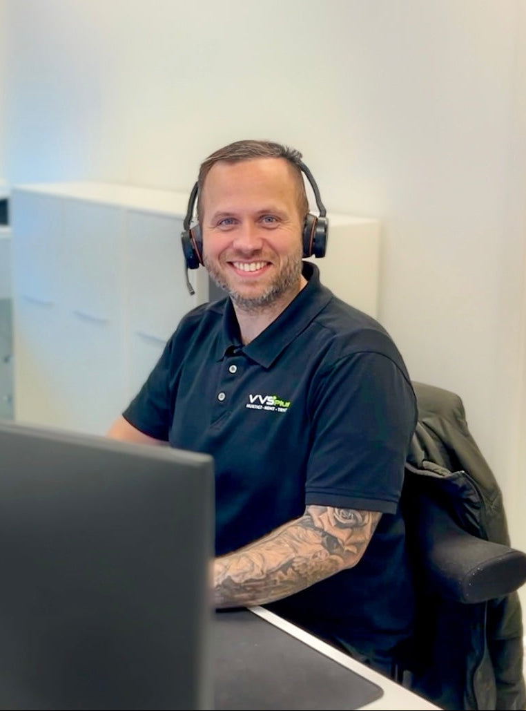 Jesper på kontor