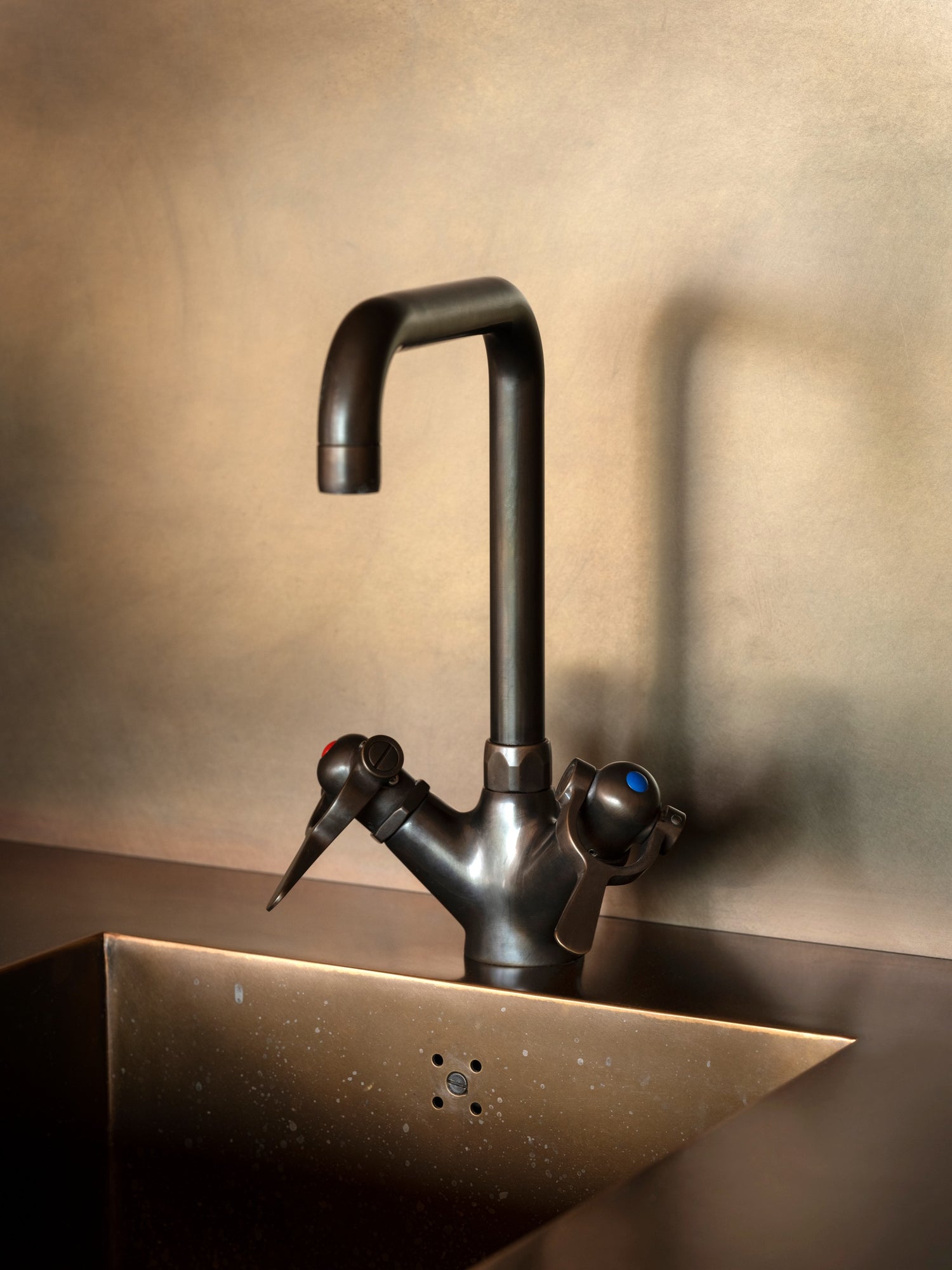 TONI Copenhagen Pine House Line Klein 4871