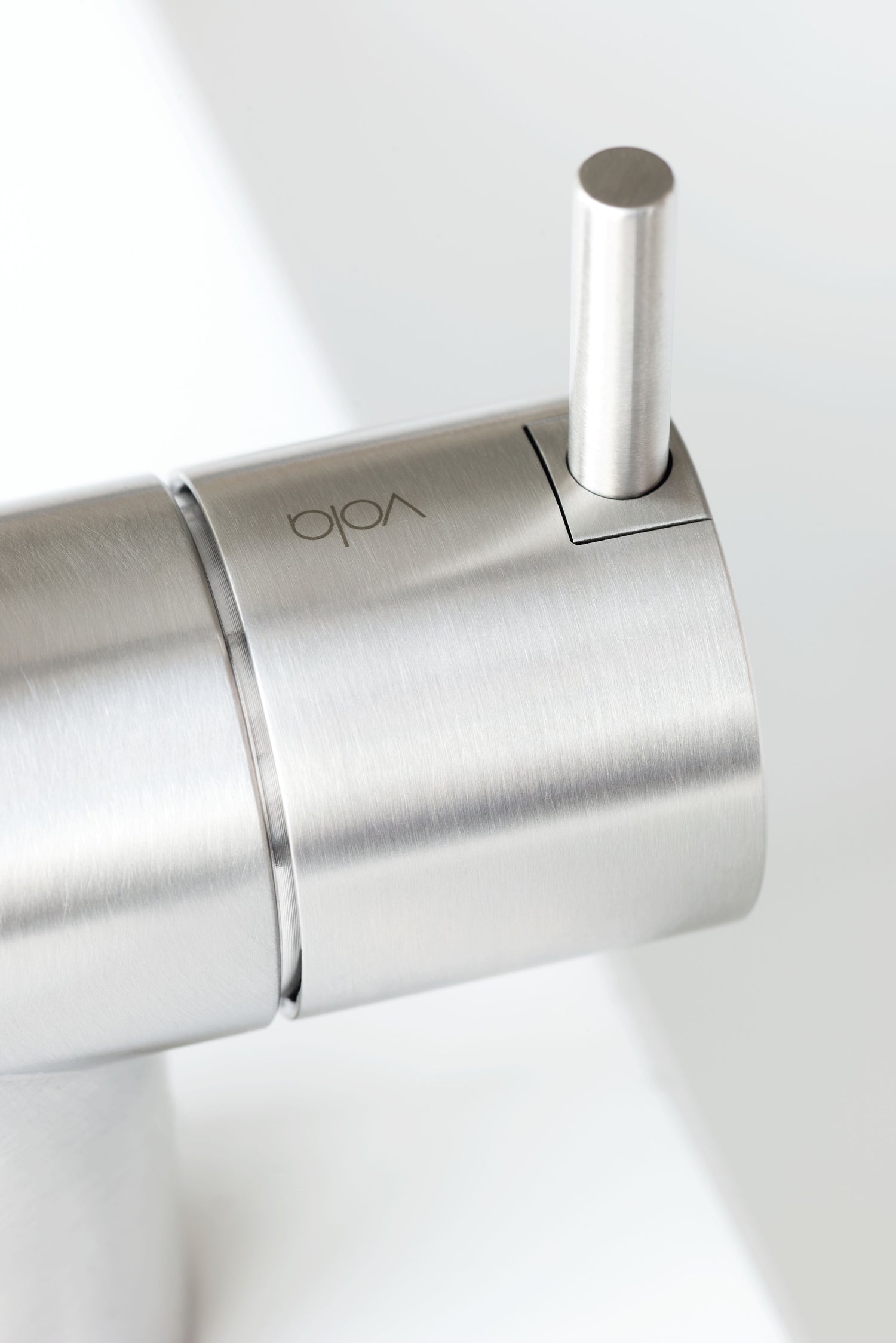 VOLA KV1 CLOSE UP C40 full