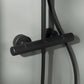 Ideal Standard Ceratherm T25+ brusesystem med termostat, mat sort – miljøbillede