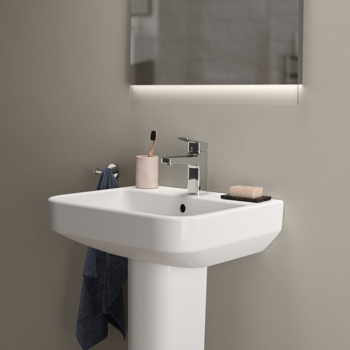 Ideal Standard i.life B håndvask, 50x44 cm, hvid – miljøbillede