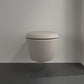 Villeroy & Boch Antao væghængt toilet uden skyllekant inkl. soft close-sæde, Almond (mat beige) – miljøbillede