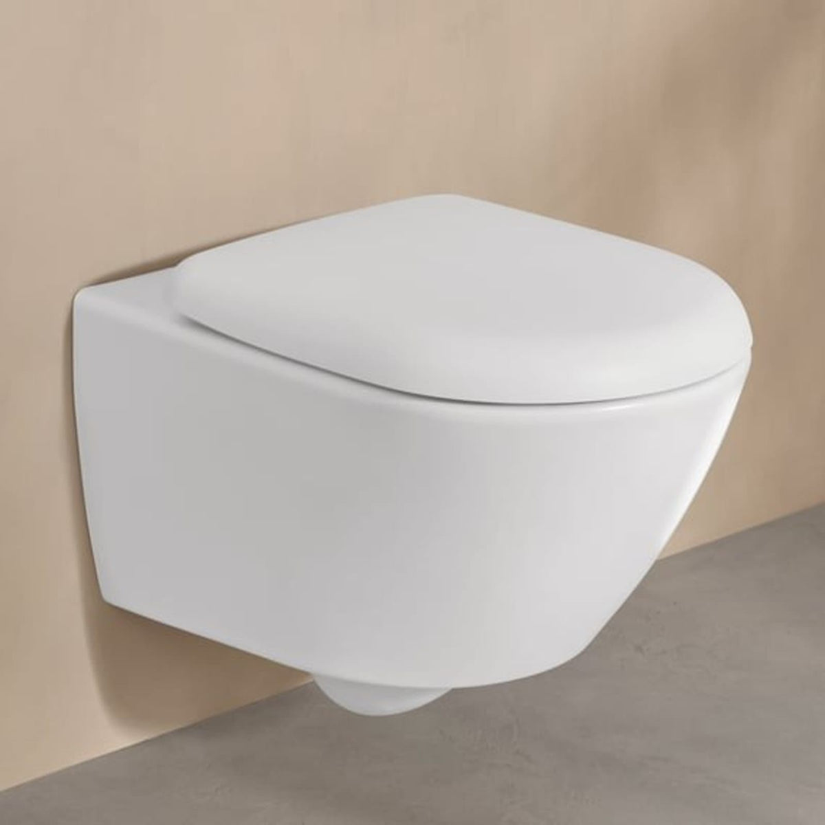 Villeroy & Boch Antao væghængt toilet uden skyllekant inkl. soft close-sæde, hvid – miljøbillede