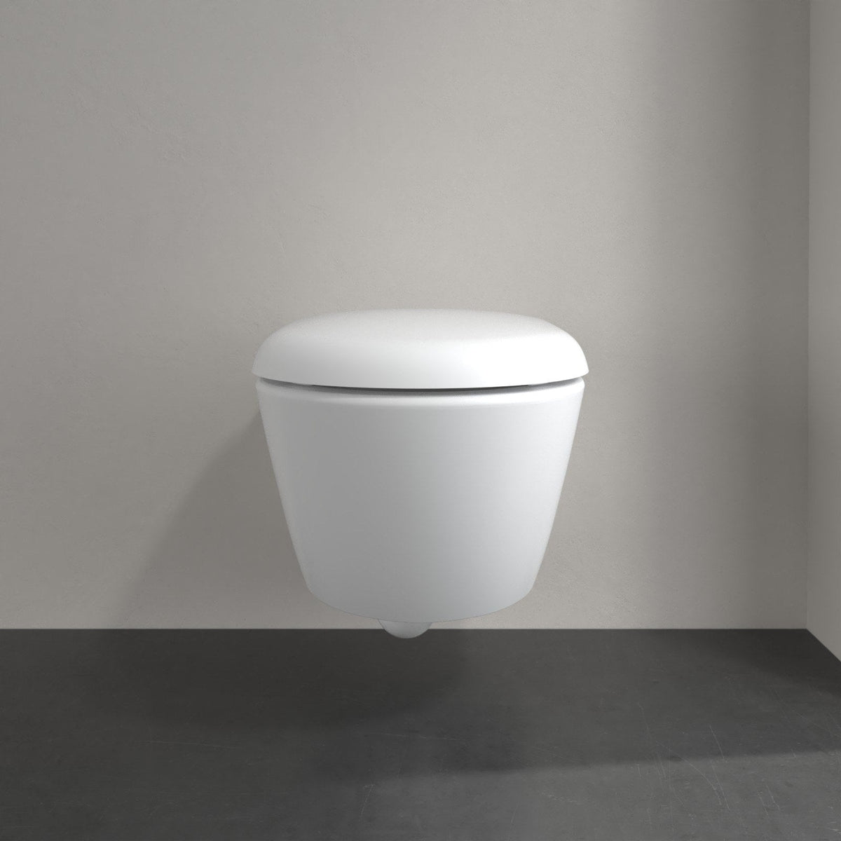 Villeroy & Boch Antao væghængt toilet uden skyllekant inkl. soft close-sæde, Stone White (mat hvid) – miljøbillede