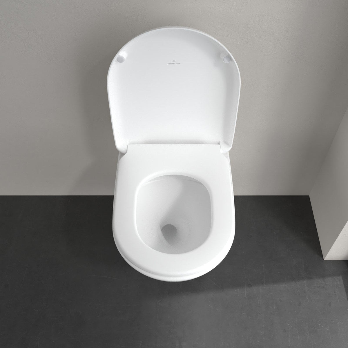 Villeroy & Boch Antao væghængt toilet uden skyllekant inkl. soft close-sæde, Stone White (mat hvid) – miljøbillede