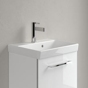 Villeroy & Boch Avento kompakt håndvask, 45x37 cm, hvid – miljøbillede